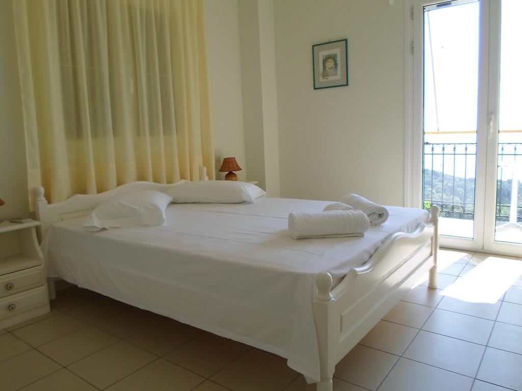 Heliovasilema Apartment Fiskardo Phòng bức ảnh